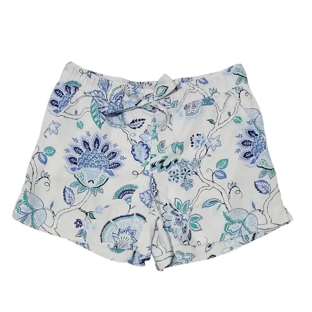 Loft floral tie front shorts